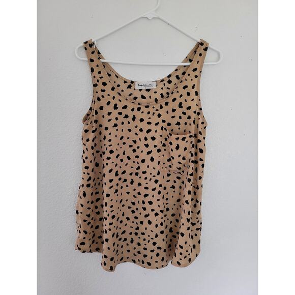 Impressions Tops - Impressions Women's Animal Print Sleeveless Top Small with Front Pocket #8
